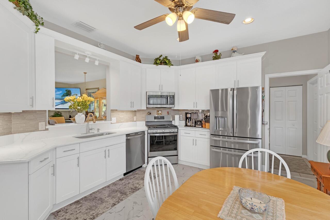 HAMMOCK LAKES PHASE I - Residential