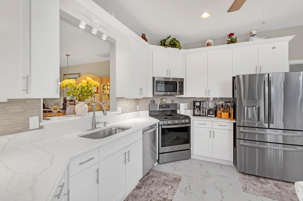 Photo of 5780 W 1st Sq Square SW, Vero Beach, FL 32968 (MLS # B26026613)
