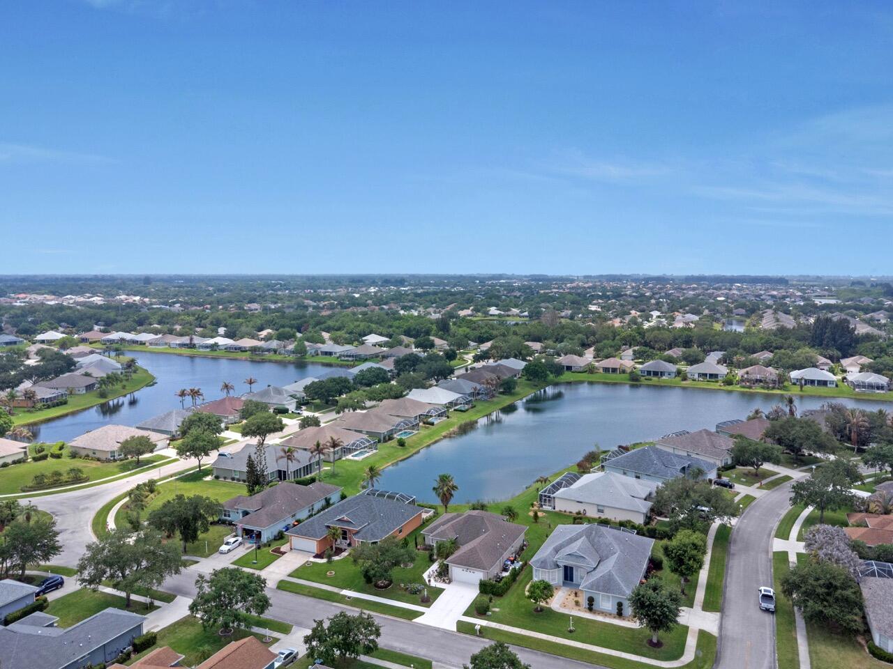 HAMMOCK LAKES PHASE I - Residential