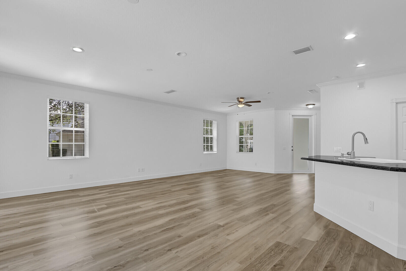 ISLAND AT ABACOA - Residential Lease