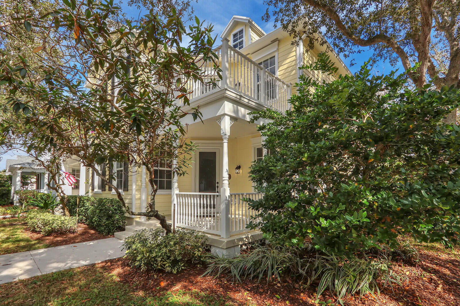 ISLAND AT ABACOA - Residential Lease