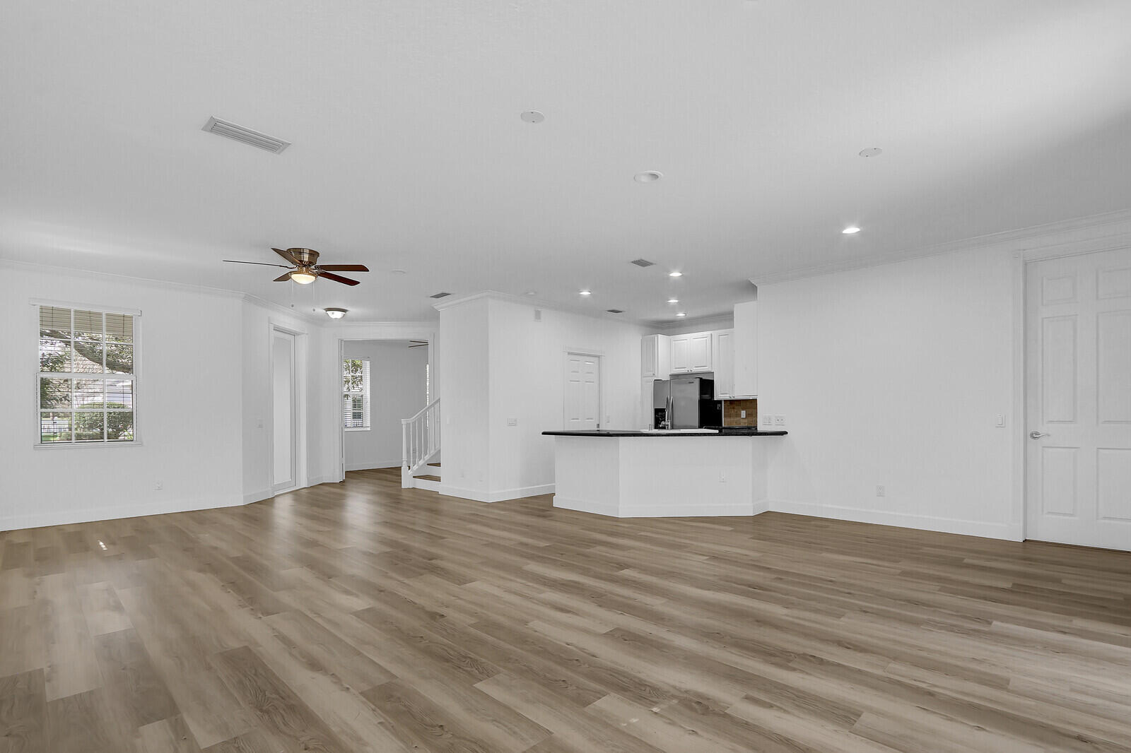 ISLAND AT ABACOA - Residential Lease