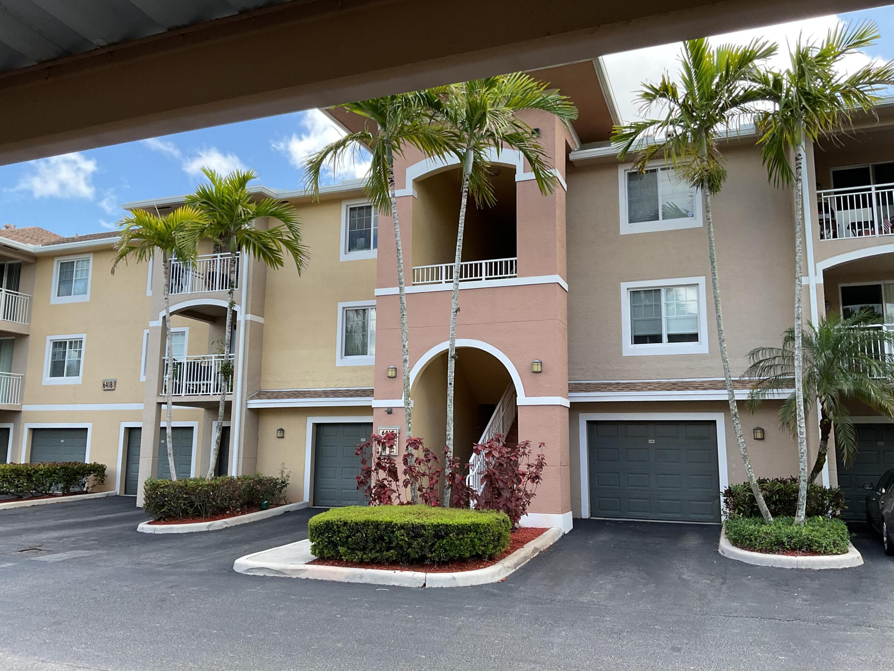 VILLAS AT EMERALD DUNES CONDO - Residential Lease
