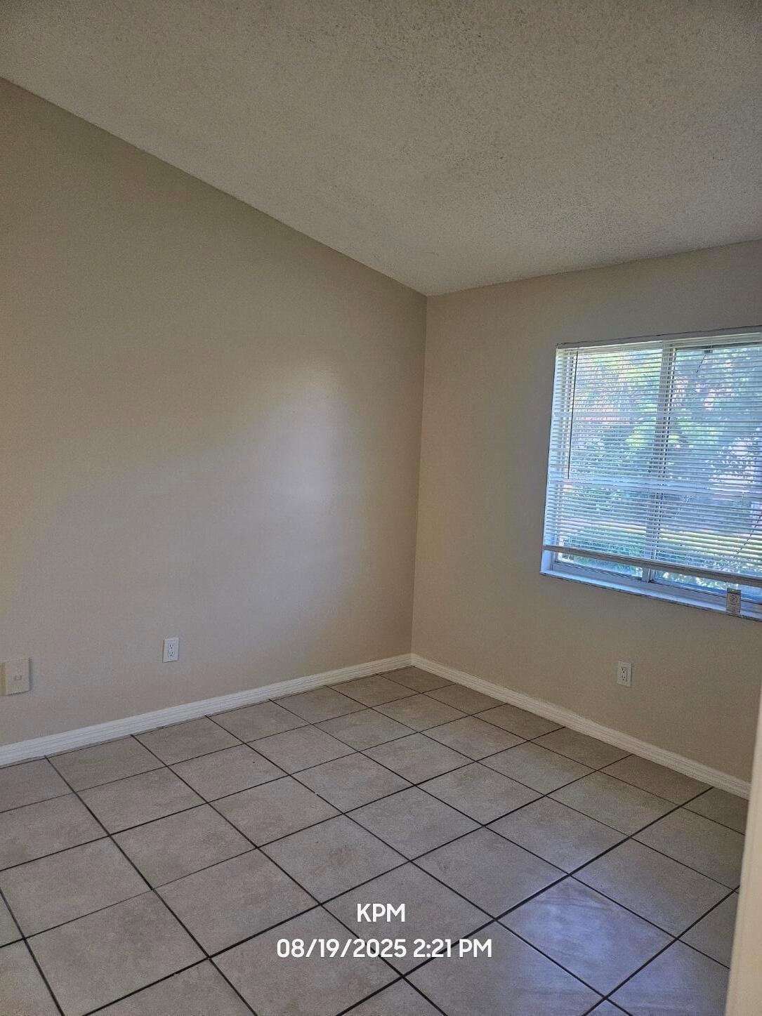 HAVERHILL ACRES ADD - Residential Lease