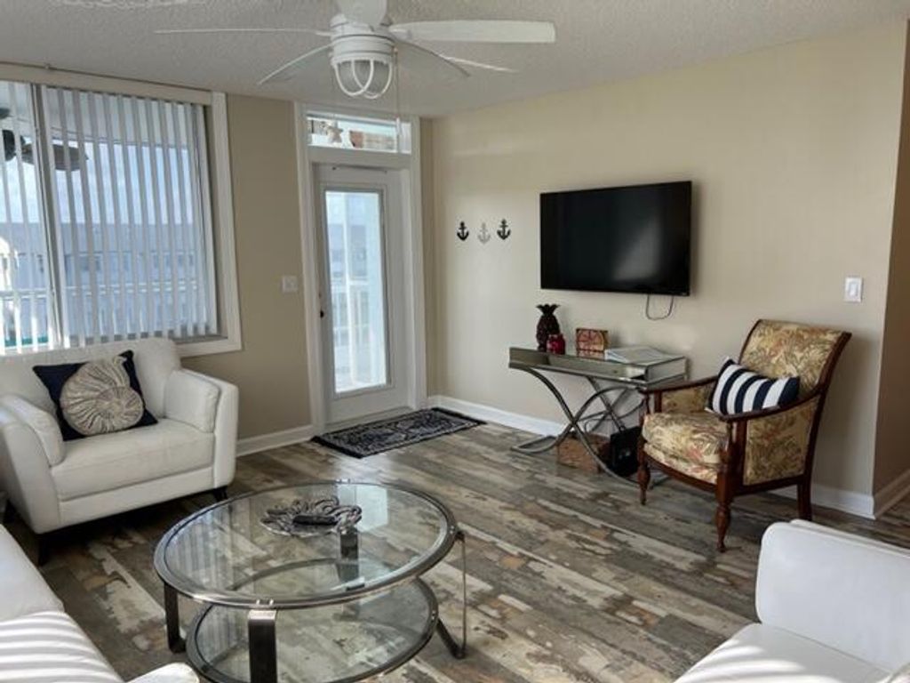 Photo of 104 Paradise Harbour Boulevard #415, North Palm Beach, FL 33408 (MLS # R11011216)