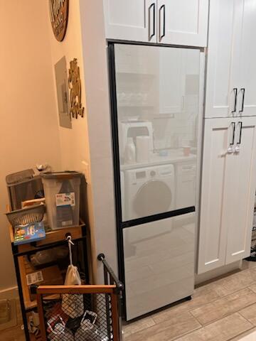 IMPERIAL POINT COLONNADES CONDO - Residential Lease