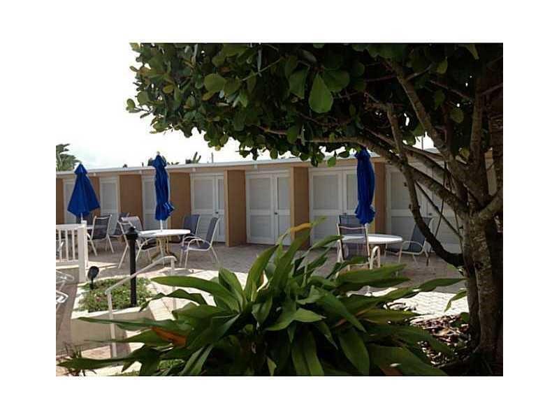 IMPERIAL POINT COLONNADES CONDO - Residential Lease