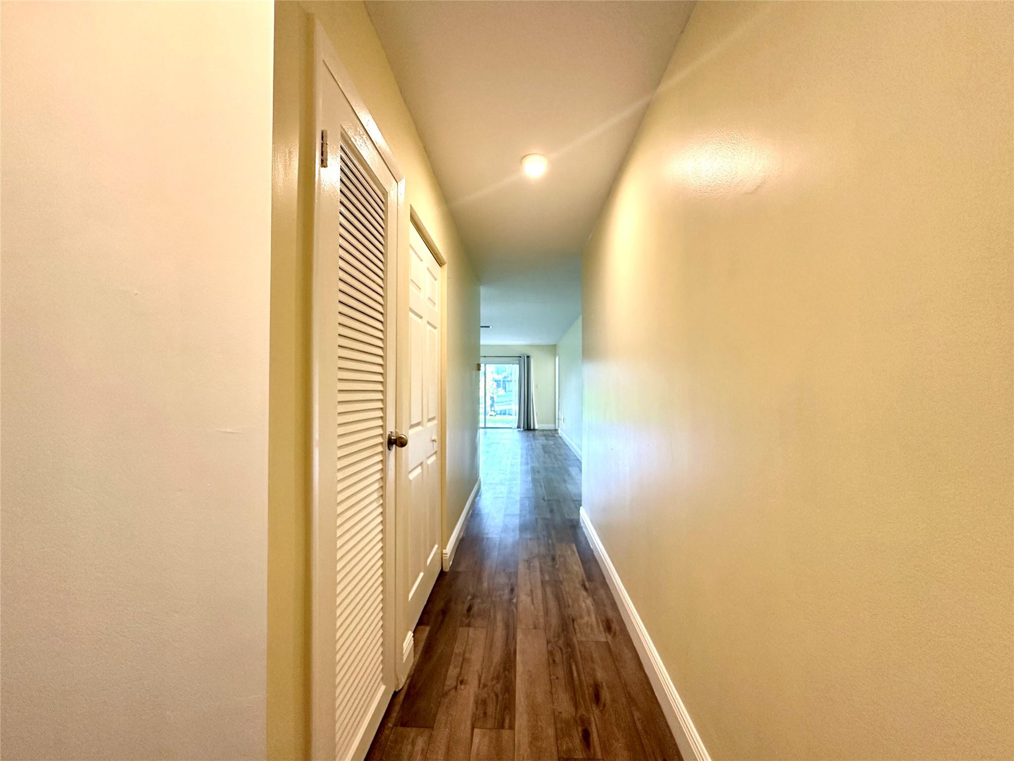 Country Squire Twnhms - Residential Lease