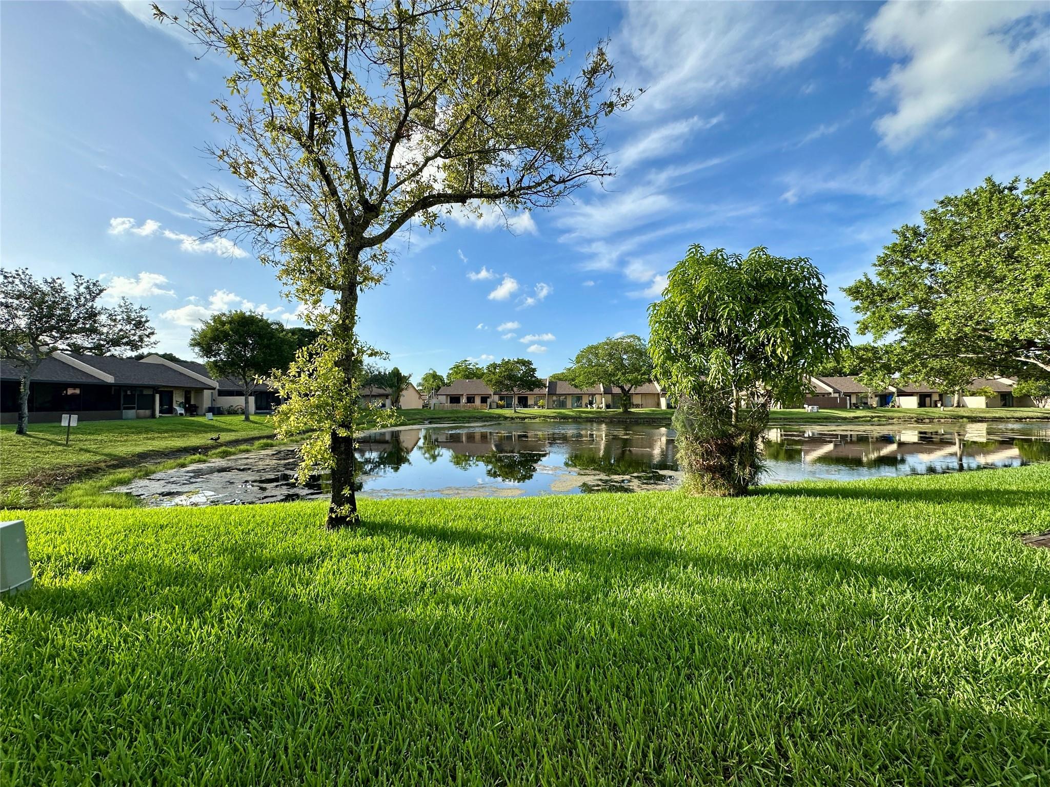 Country Squire Twnhms - Residential Lease