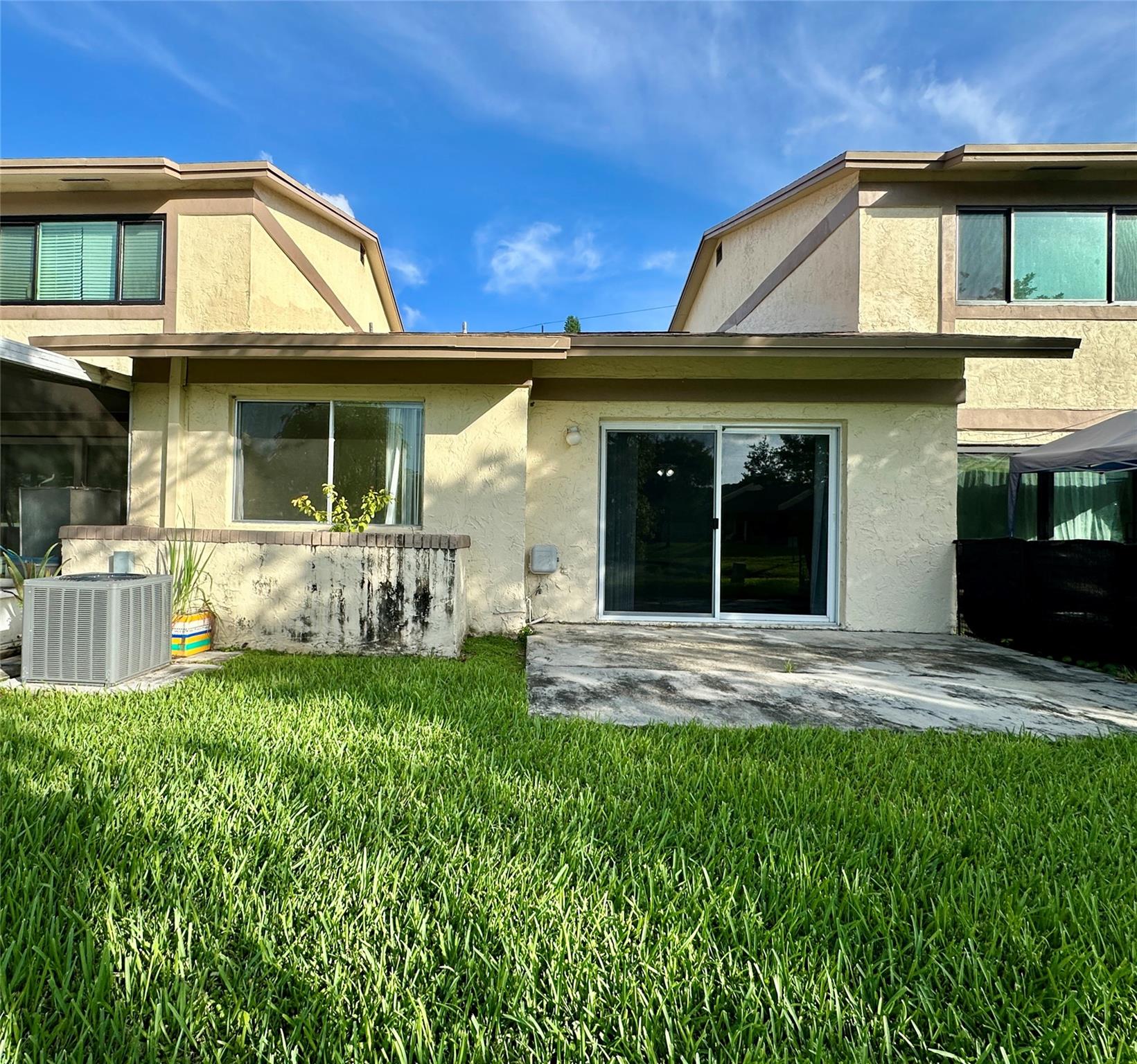 Country Squire Twnhms - Residential Lease