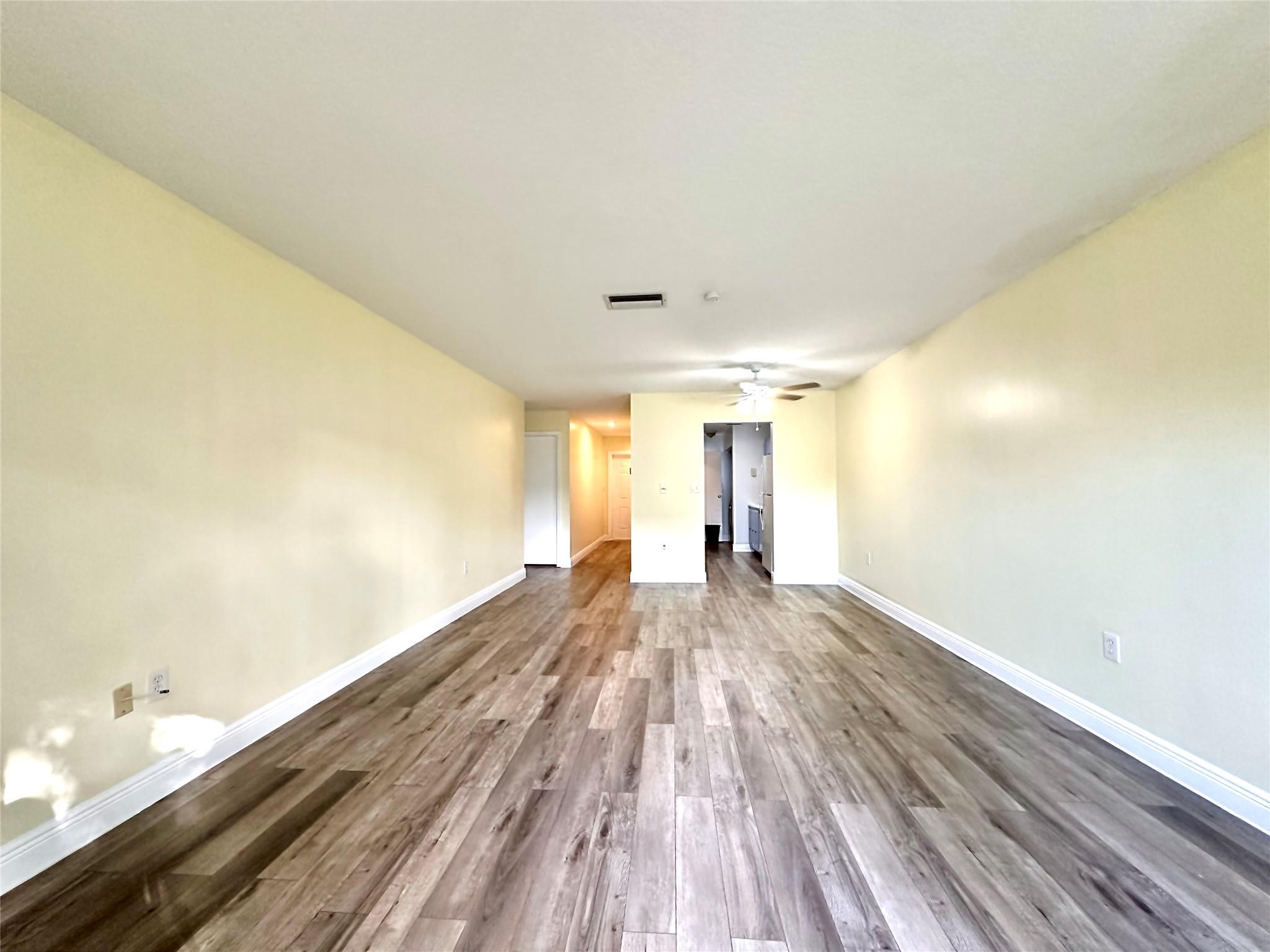 Country Squire Twnhms - Residential Lease