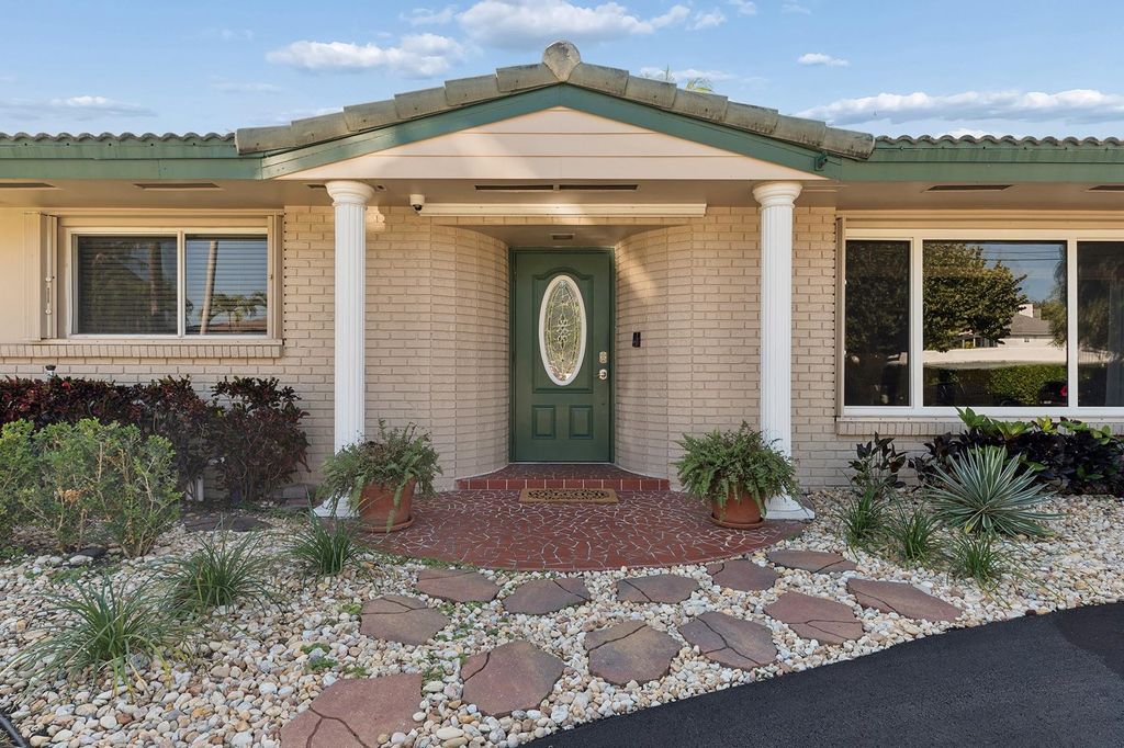 Photo of 2890 NE 23rd Street, Pompano Beach, FL 33062 (MLS # F10551062)