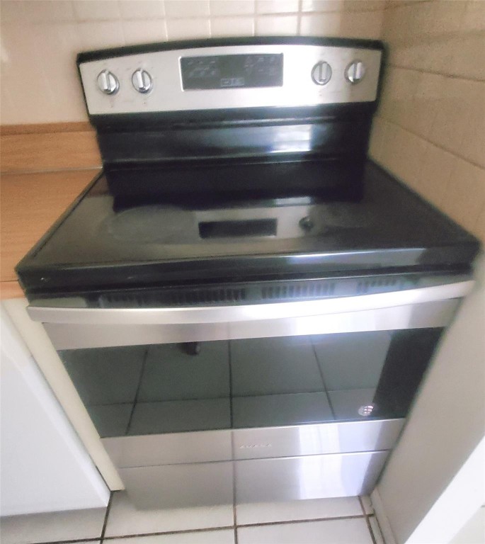 9731 W Mcnab Road 208