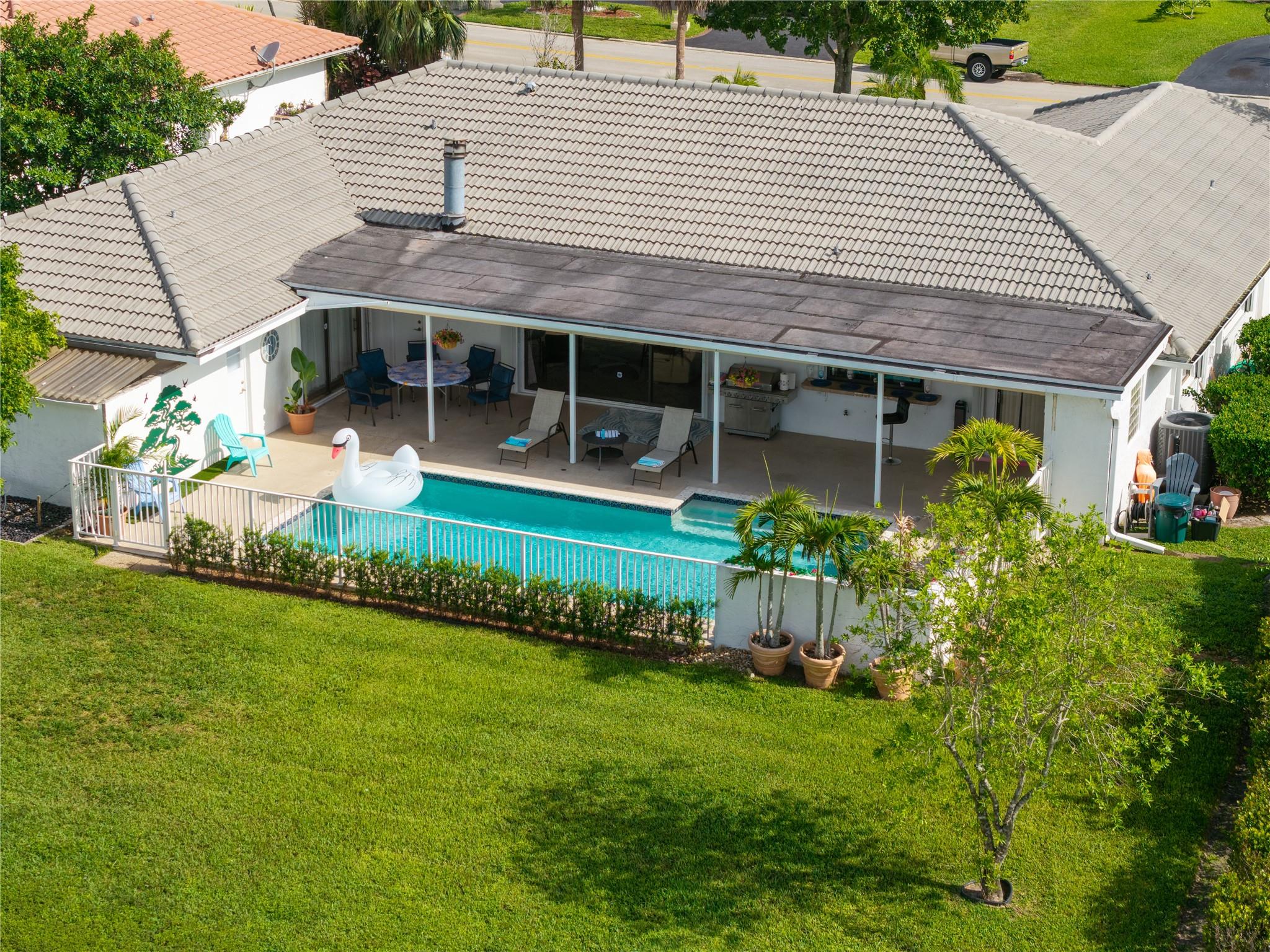 Oak Wood 80-39 B - Residential