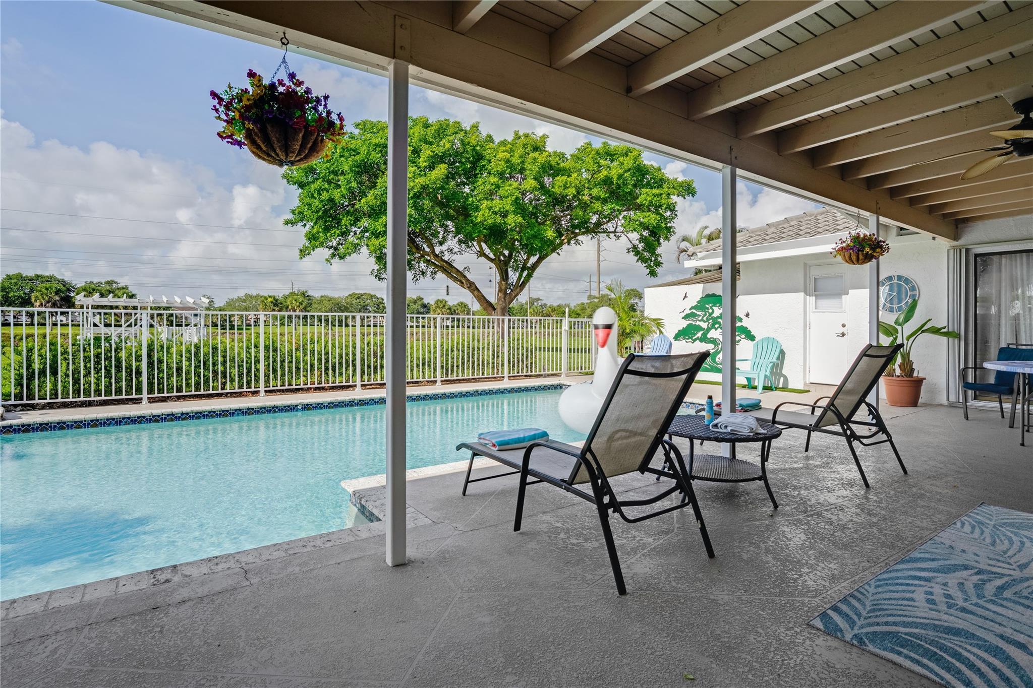 Oak Wood 80-39 B - Residential