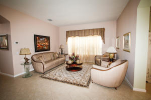 VALENCIA SHORES - Residential