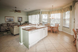 VALENCIA SHORES - Residential