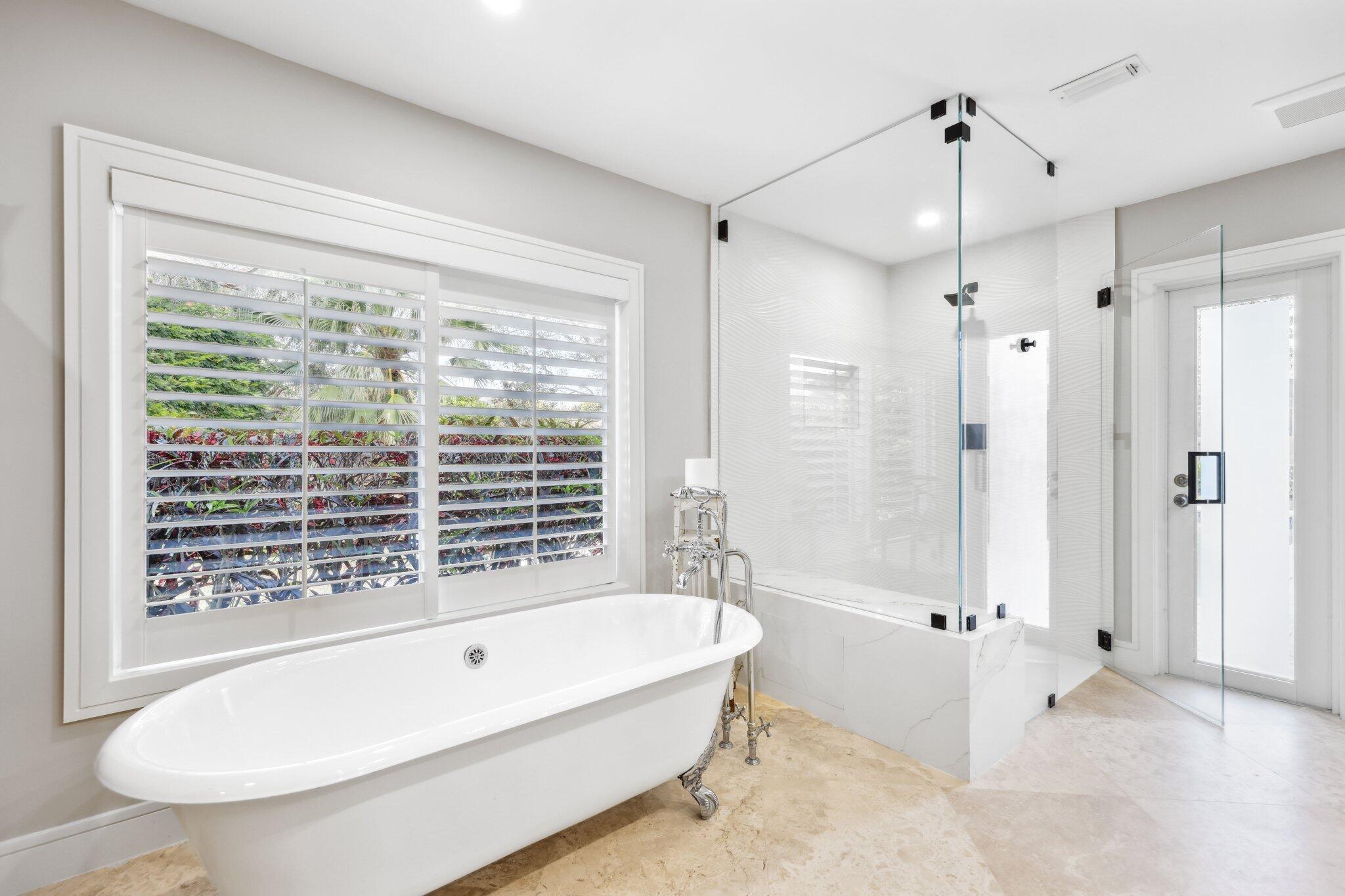 BOCA RATON BATH & TENNIS - Residential