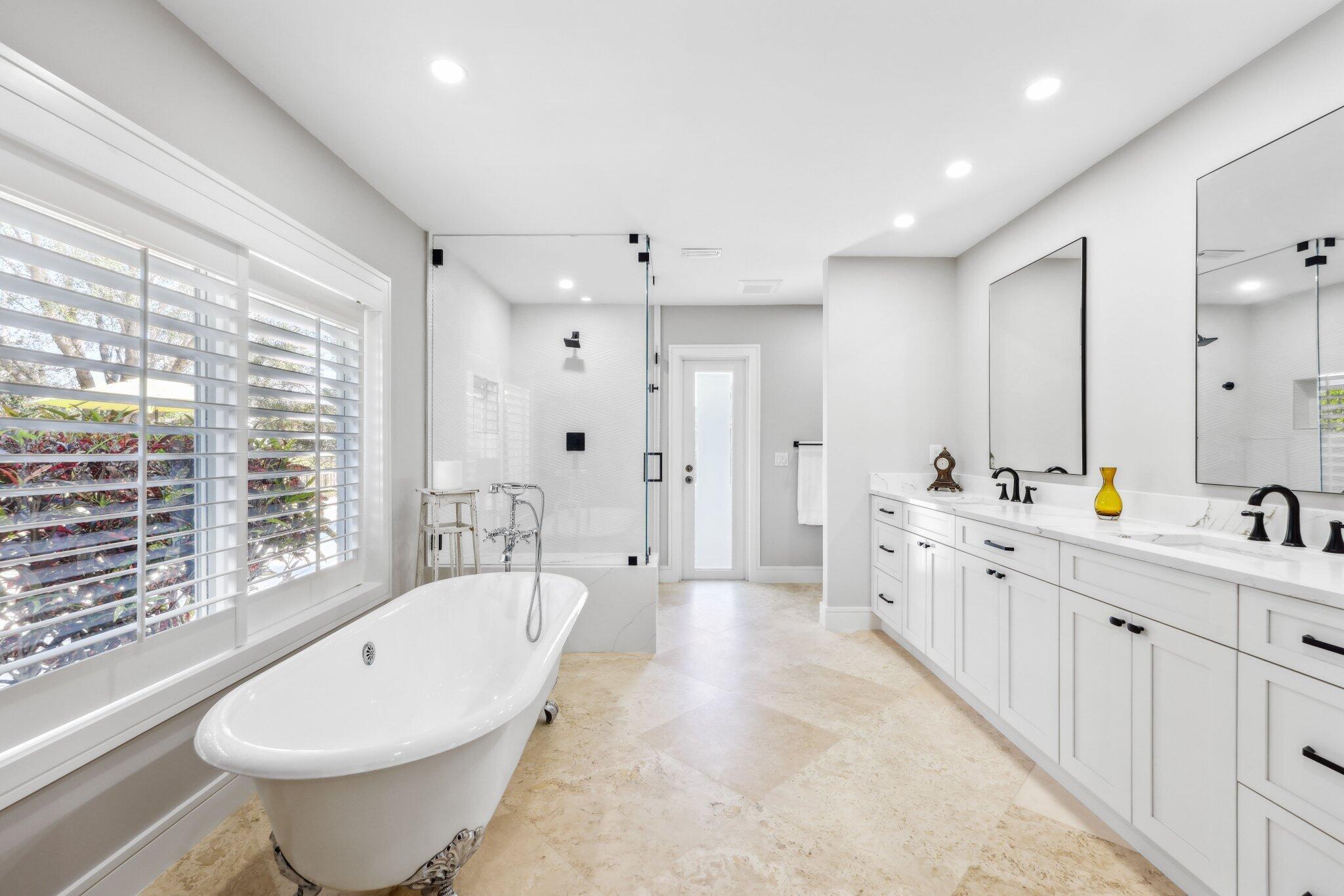 BOCA RATON BATH & TENNIS - Residential
