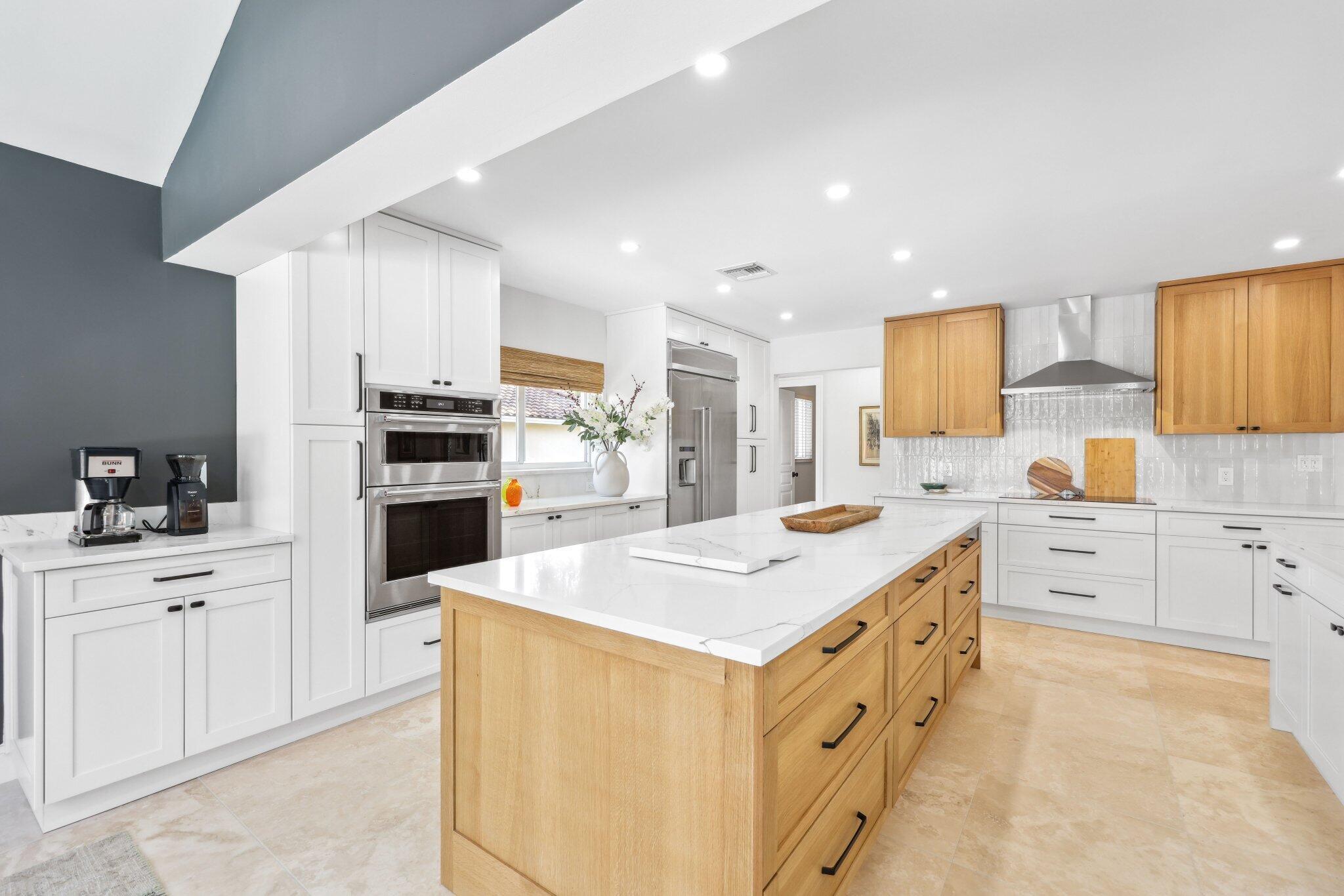 BOCA RATON BATH & TENNIS - Residential