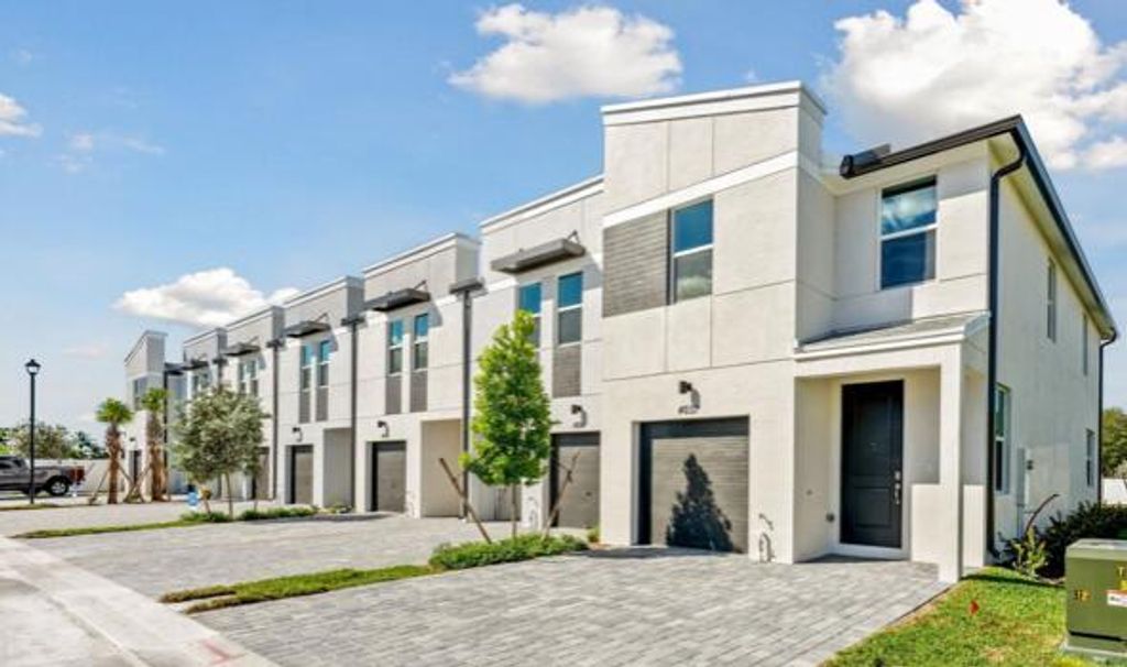 Photo of 3558 San Bernardino Way, Palm Springs, FL 33461 (MLS # R10961785)