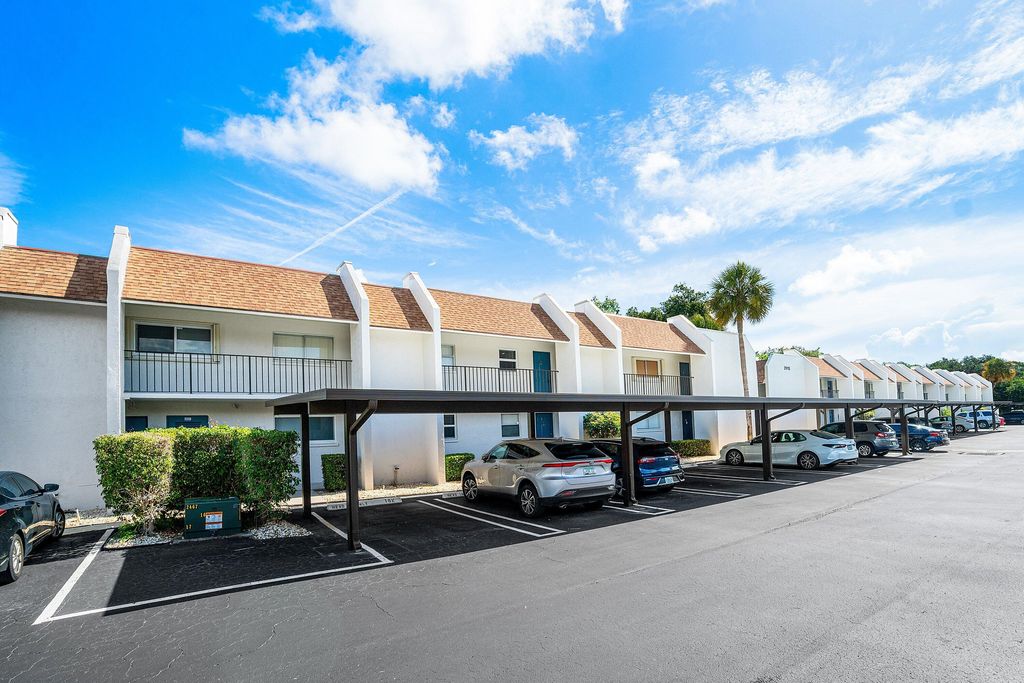 Photo of 2905 SW 22nd Avenue #2020, Delray Beach, FL 33445 (MLS # B26030867)