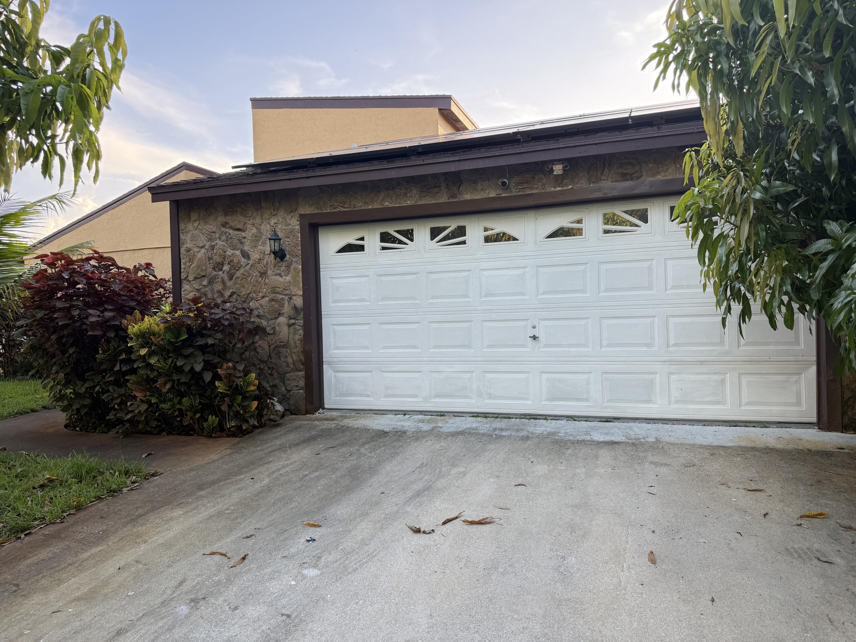 1323 Scottsdale Road E