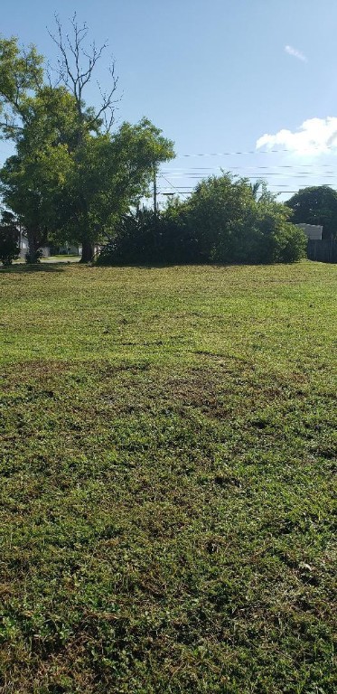 Davie Little Ranches Amd - Land