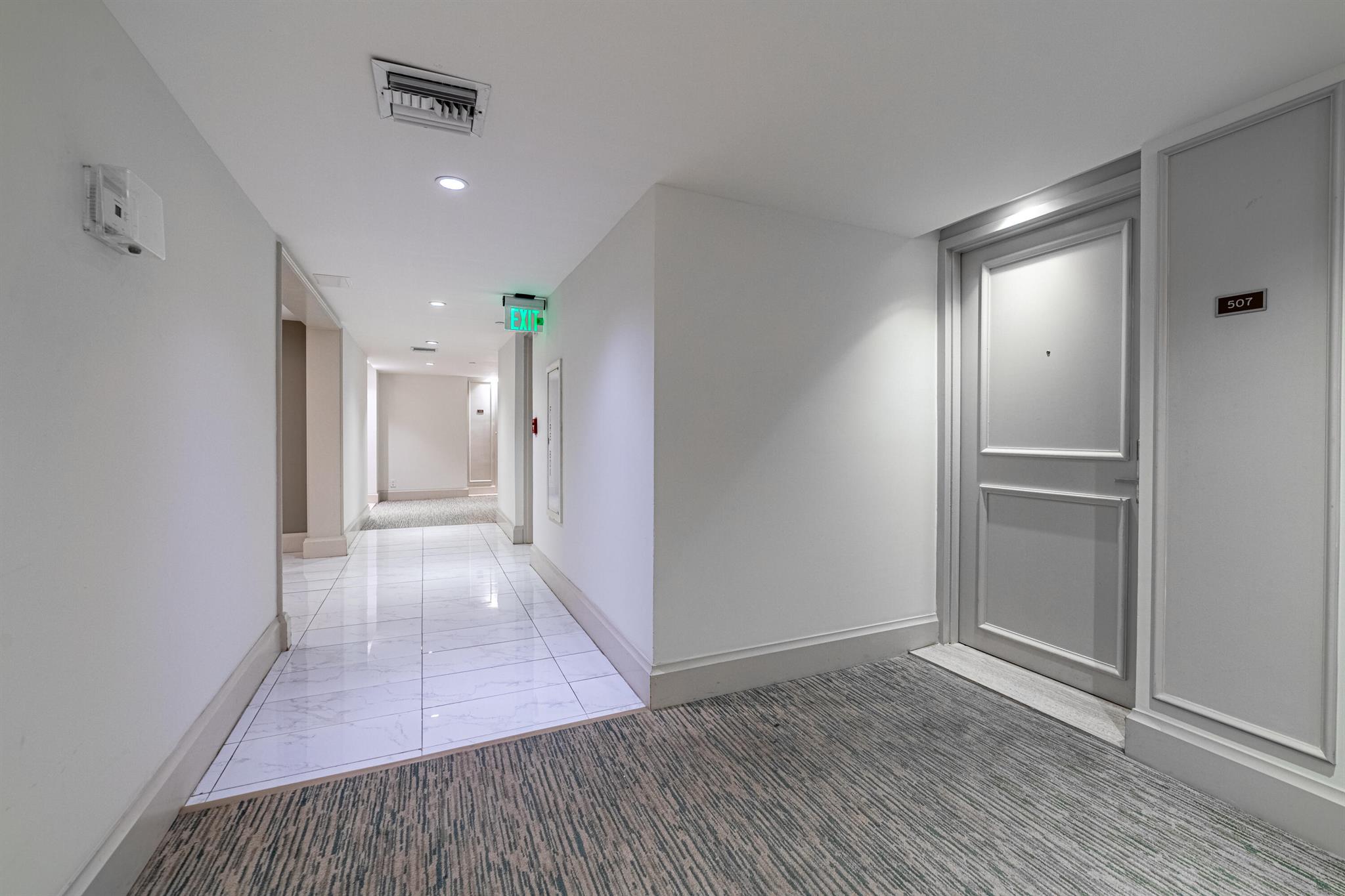 DORCHESTER OF PALM BEACH - Residential Lease