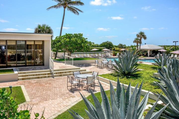 DORCHESTER OF PALM BEACH - Residential Lease