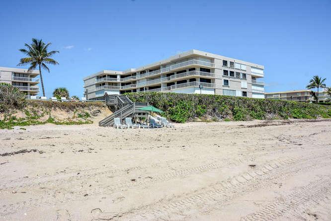 DORCHESTER OF PALM BEACH - Residential Lease