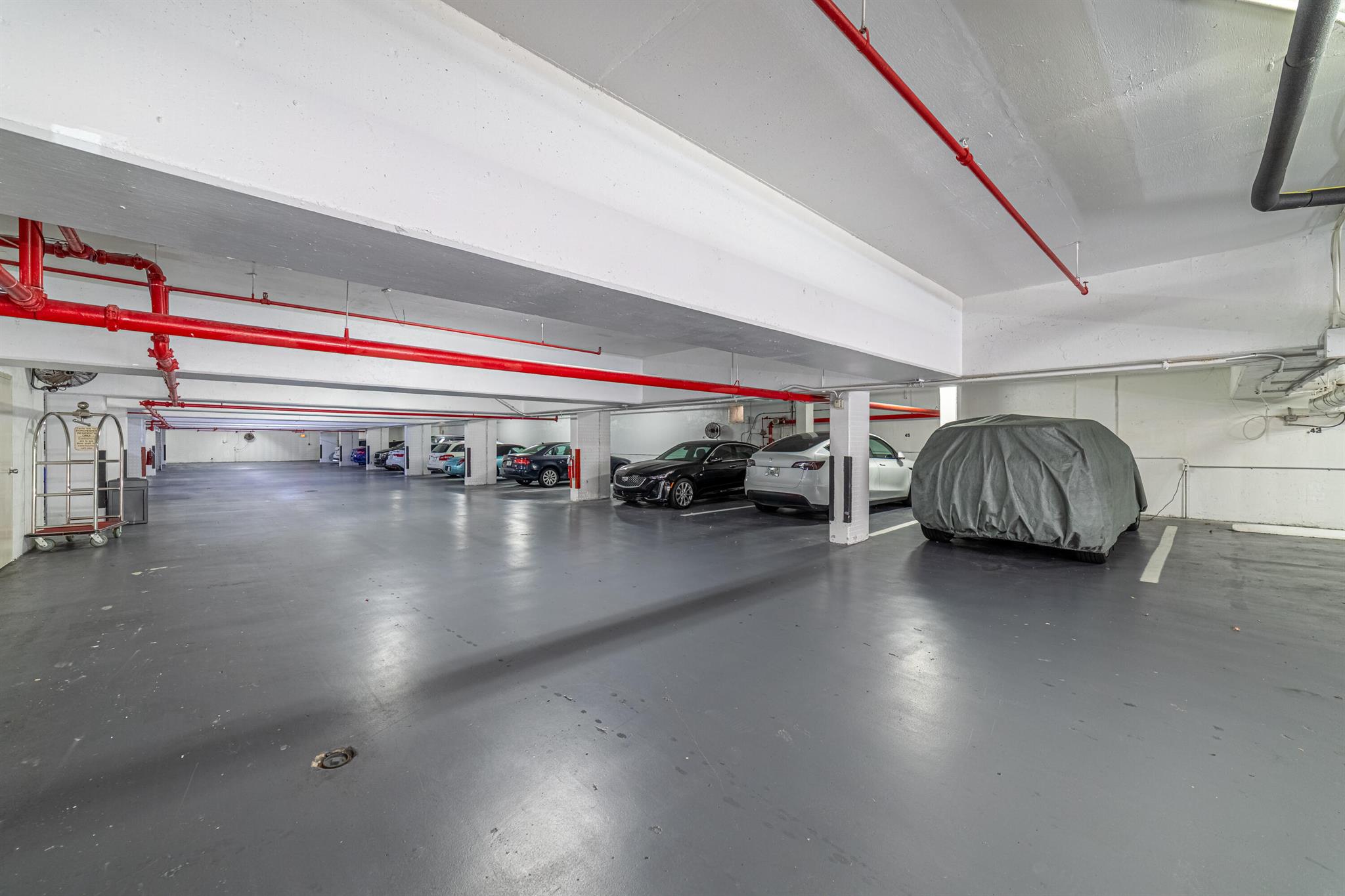 DORCHESTER OF PALM BEACH - Residential Lease