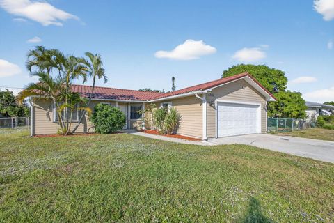 8288 SE Pine Circle Hobe Sound FL 33455