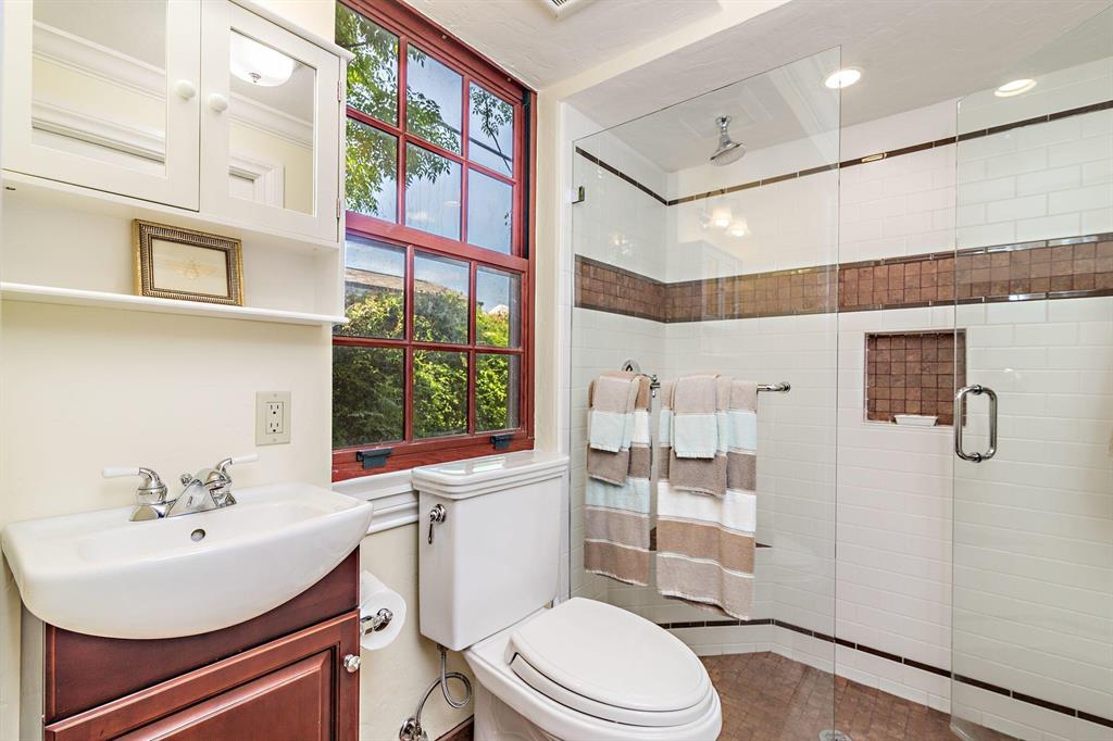 PERSHING PARK LAKE ADD - Residential