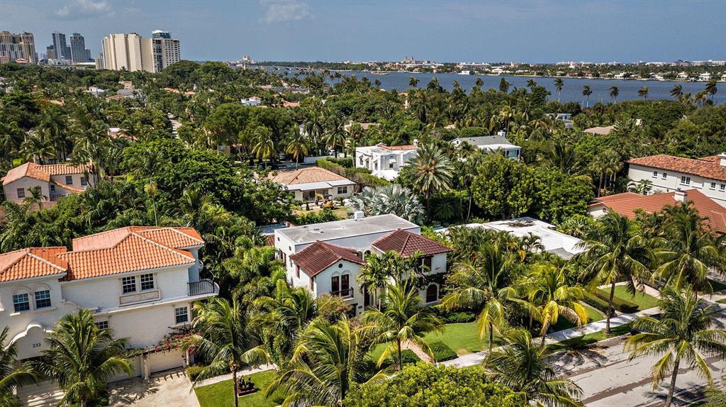 PERSHING PARK LAKE ADD - Residential