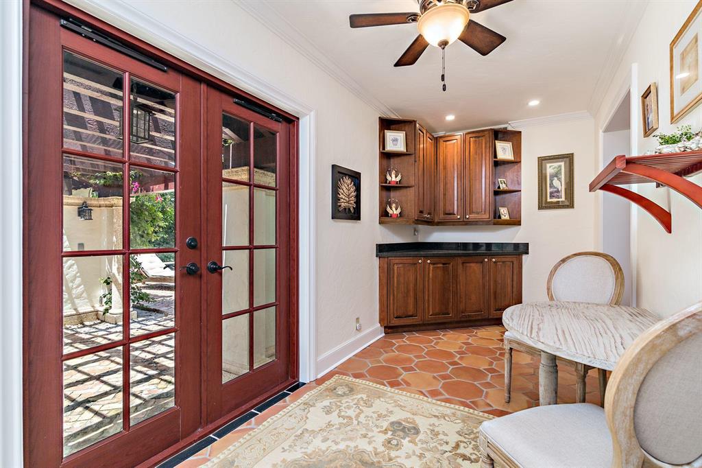 PERSHING PARK LAKE ADD - Residential