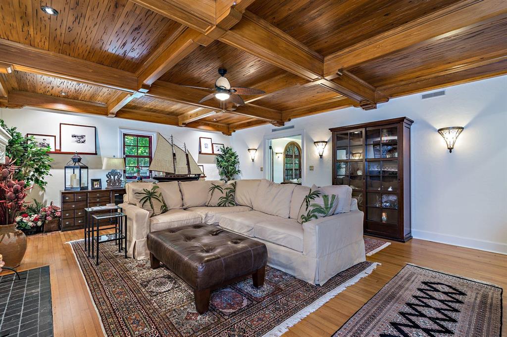 PERSHING PARK LAKE ADD - Residential