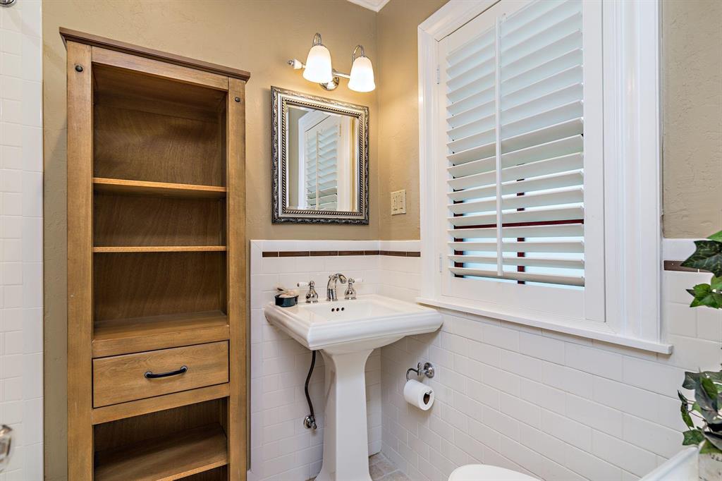 PERSHING PARK LAKE ADD - Residential