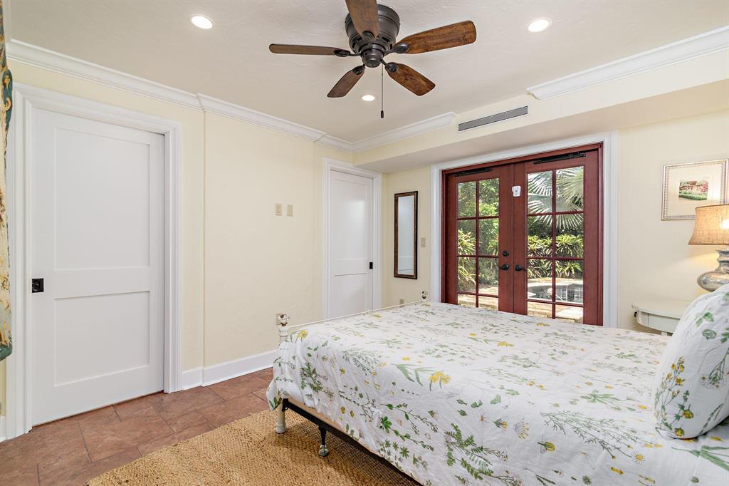 PERSHING PARK LAKE ADD - Residential