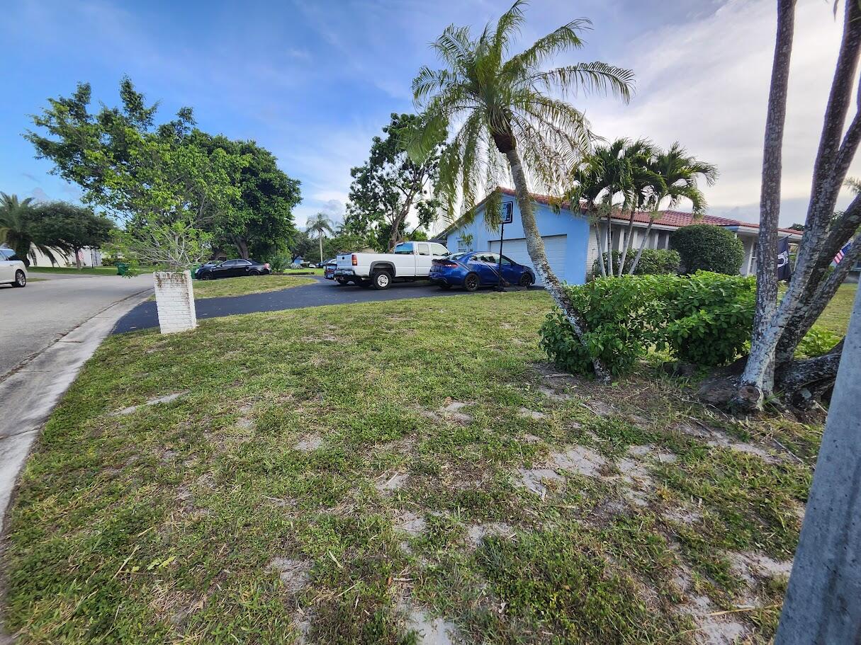 9900 NW 39th Court