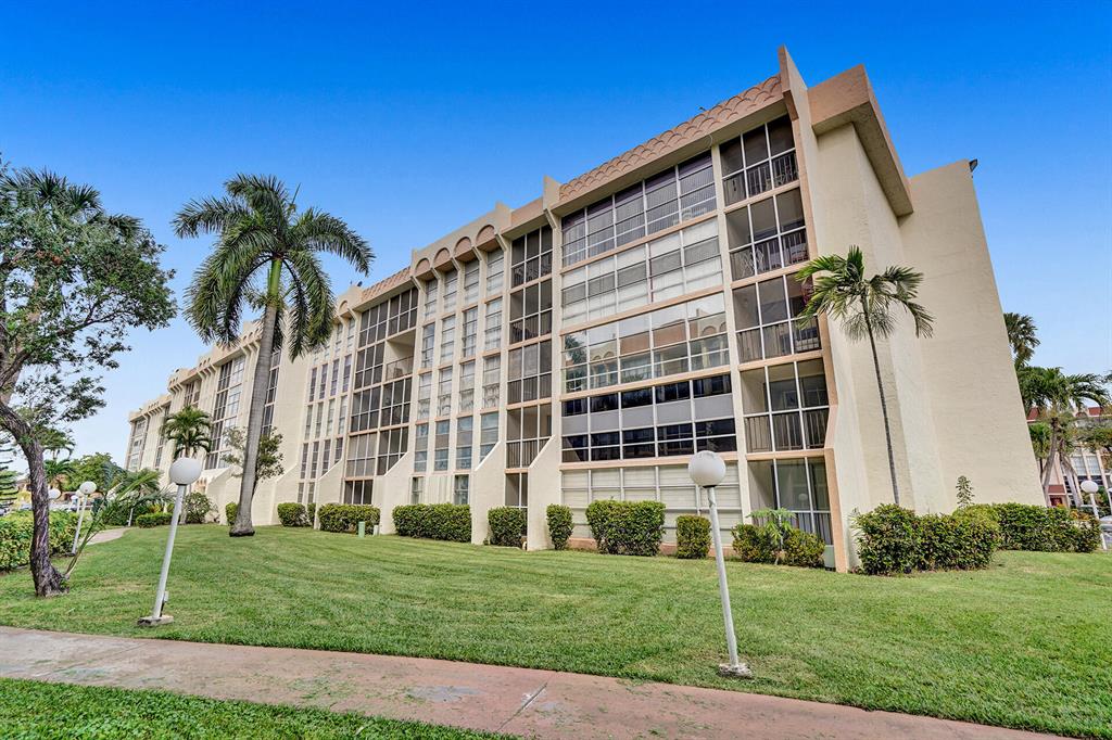 DE SOTO PARK CONDO - Residential