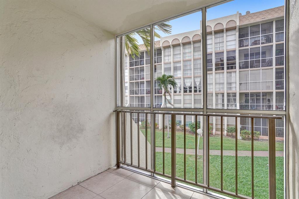 DE SOTO PARK CONDO - Residential