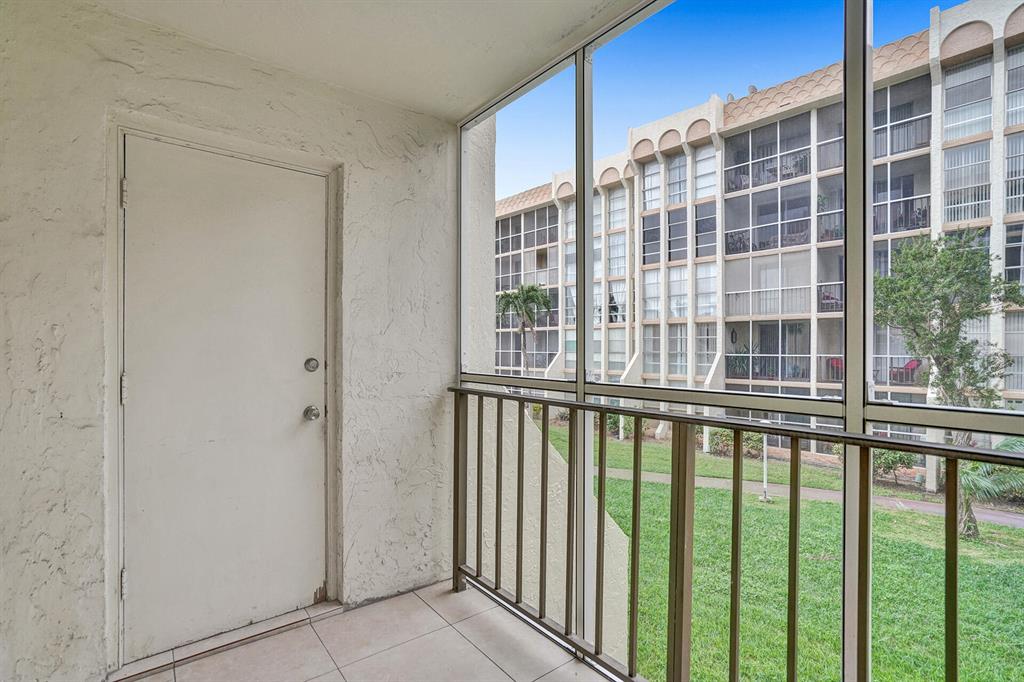 DE SOTO PARK CONDO - Residential