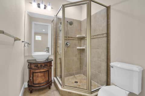 Tiny photo for 1362 Bayview Drive, Fort Lauderdale, FL 33304 (MLS # B26048639)