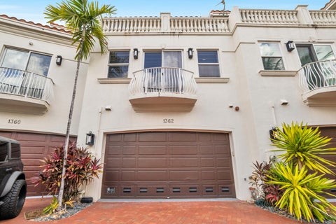 Photo of 1362 Bayview Drive, Fort Lauderdale, FL 33304 (MLS # B26048639)