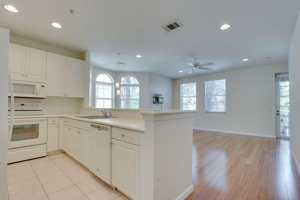 Photo of 1363 Piazza Delle Pallottole, Boynton Beach, FL 33426 (MLS # R10948912)