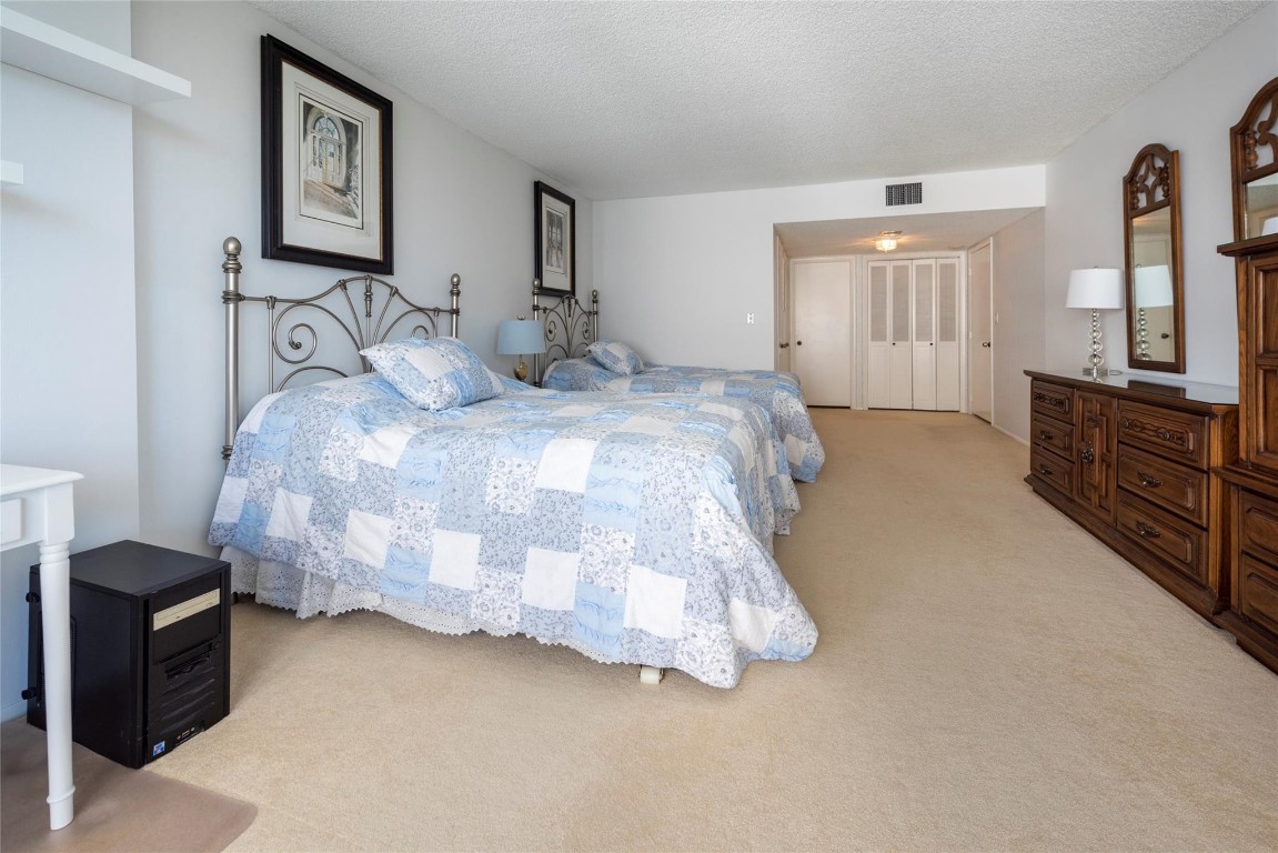 Ocean Club - Residential