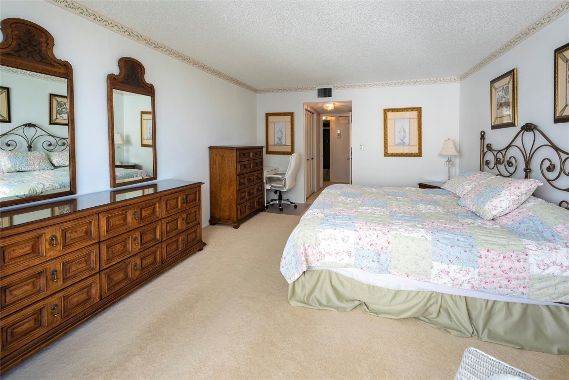 Ocean Club - Residential