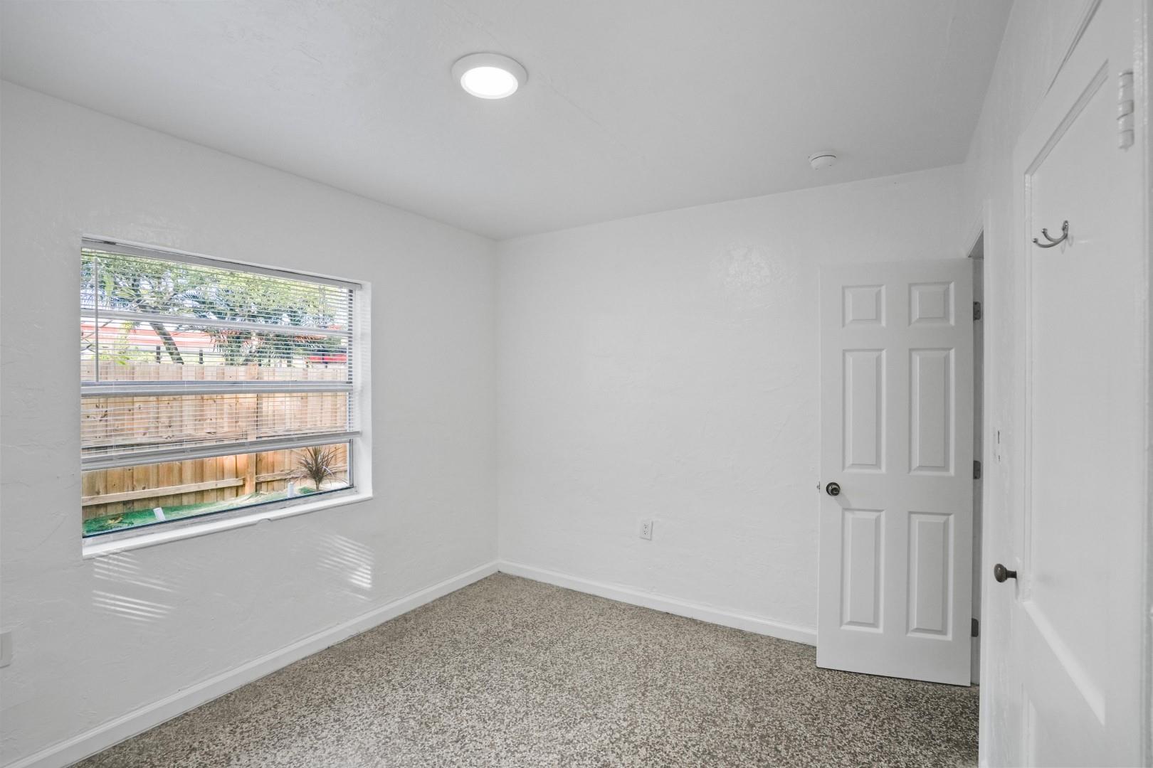 HIBISCUS GARDENS - Residential Lease