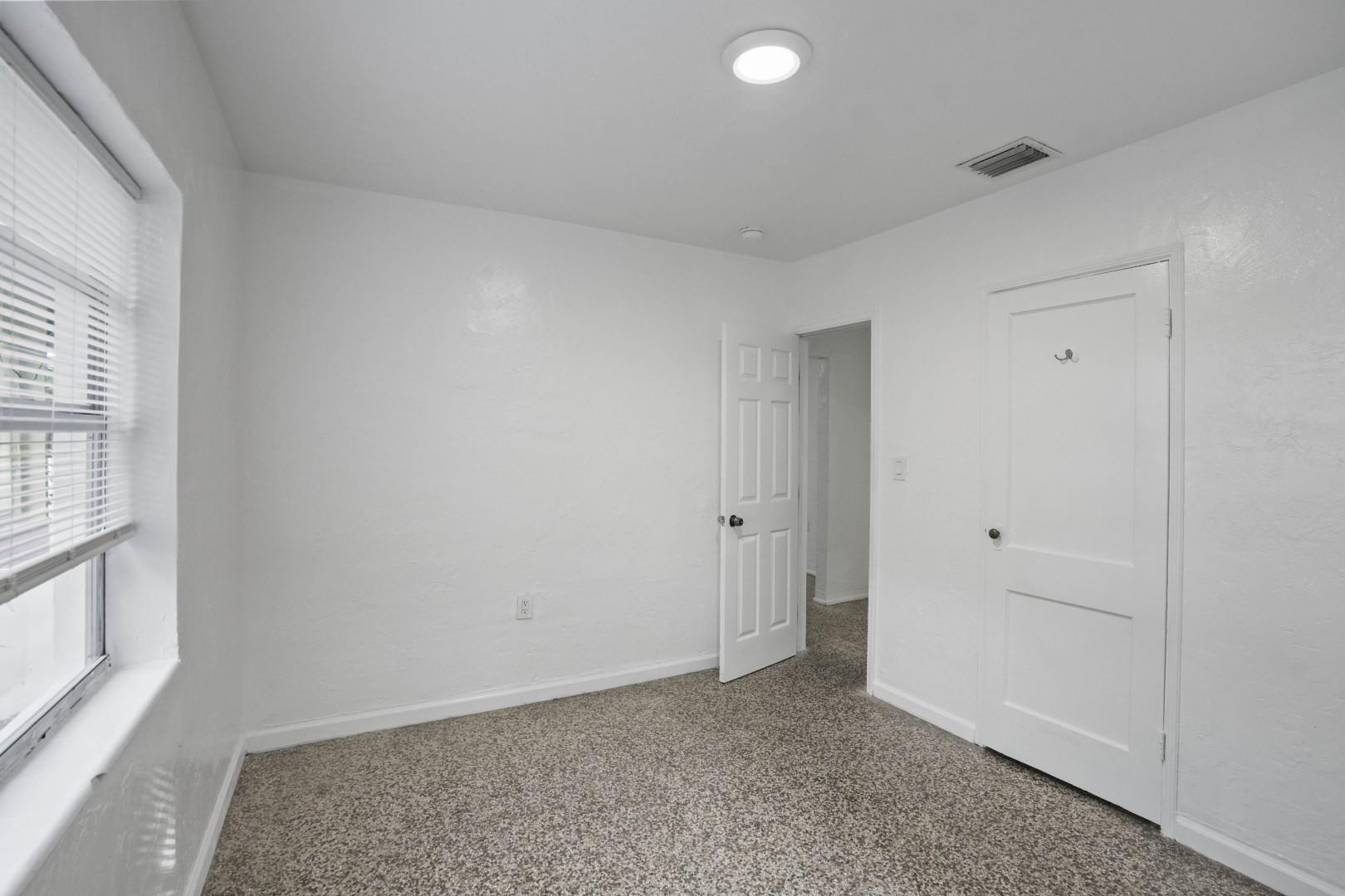 HIBISCUS GARDENS - Residential Lease